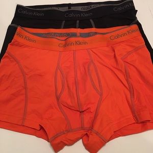 Calvin Klein low rise trunks size medium 2 pack
